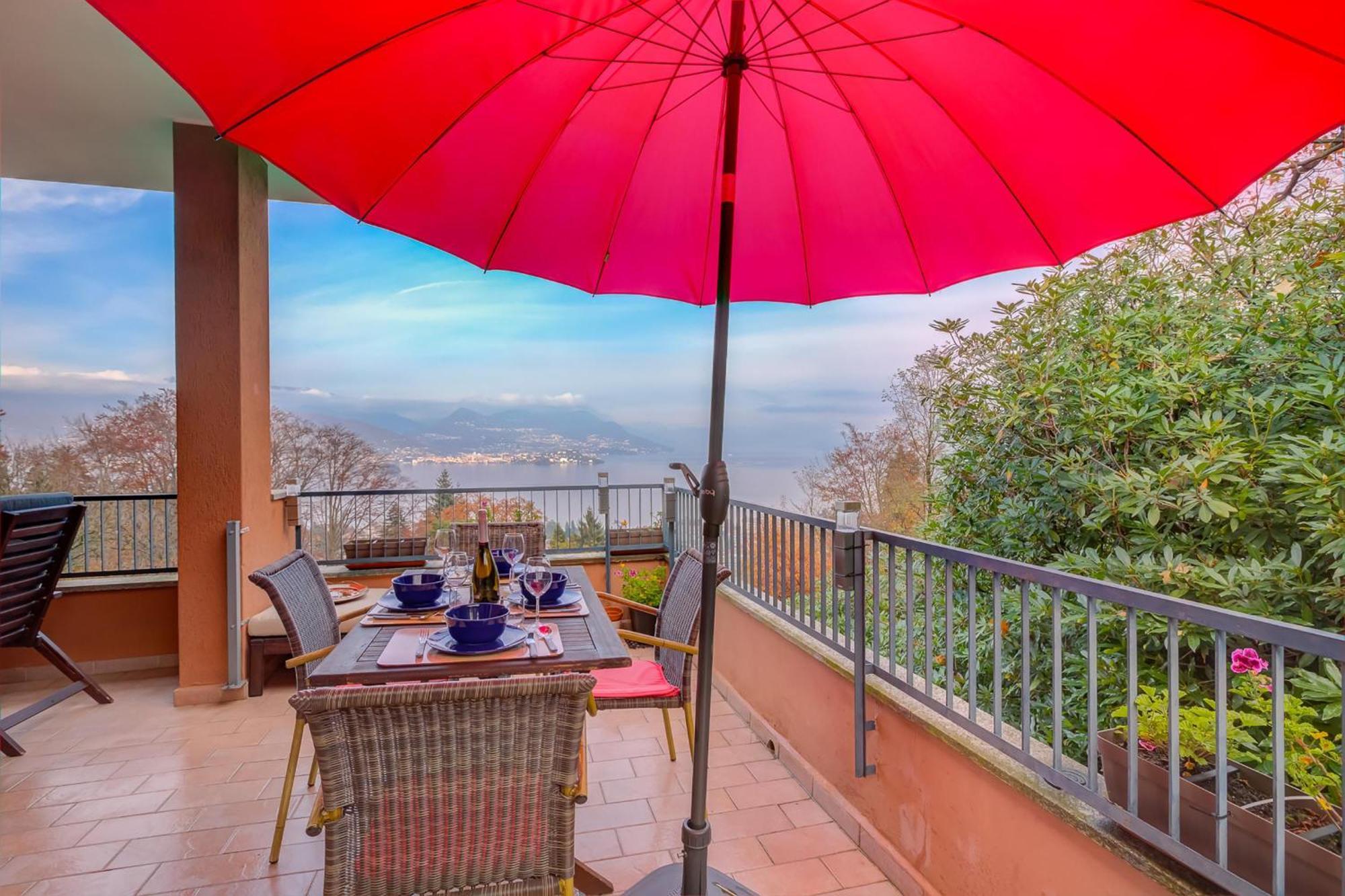 La Bellavista Penthouse Apartment Stresa Exterior foto